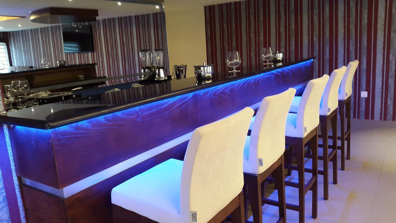 President Hotel Amman Esterno foto
