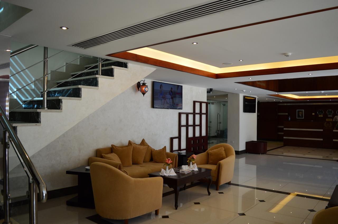 President Hotel Amman Esterno foto